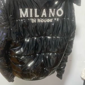 Selling a Malino Elliot dl rouge size small in good condition got in 2022.